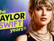 Taylor swift schaut in die Kamera daneben der Schriftzug "The Taylor swift years"